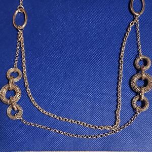 Elegant 23 Inch Silver Toned Chain Necklace